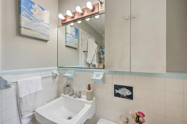 $3,800 | 736 McCants Drive, Mount Pleasant, SC 29464