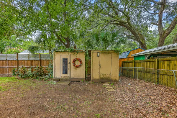 $3,600 | 736 McCants Drive, Mount Pleasant, SC 29464