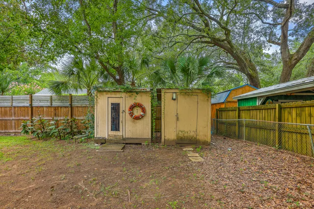 $3,800 | 736 McCants Drive, Mount Pleasant, SC 29464