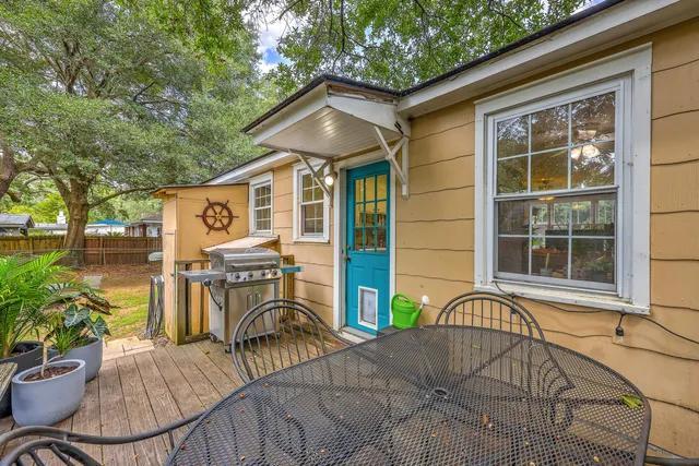 $3,800 | 736 McCants Drive, Mount Pleasant, SC 29464