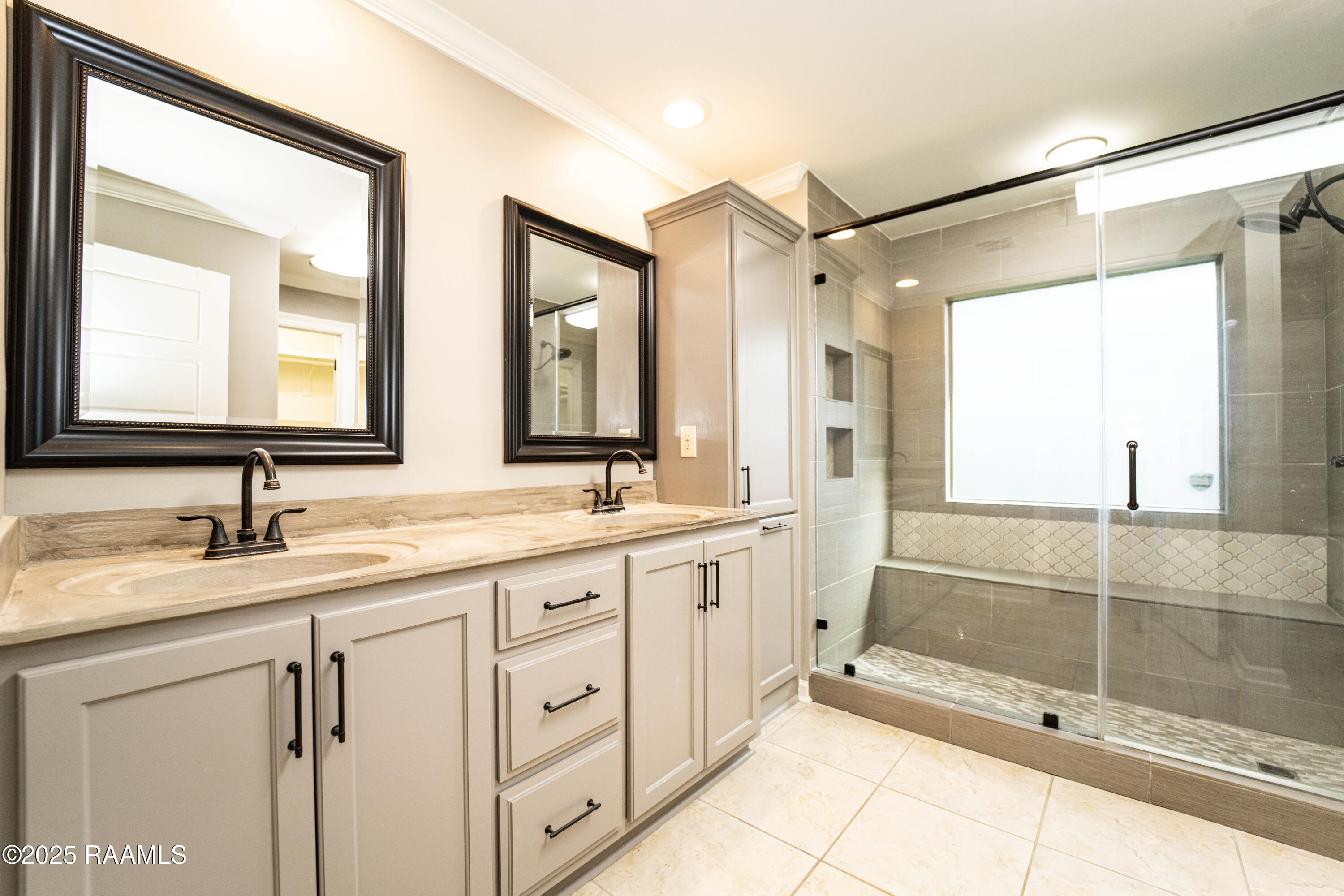 200 Bald Eagle Drive Lafayette, LA 70508 - Photo 10 of 16 MasterBath