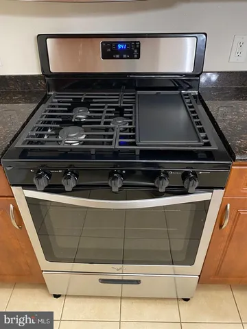 a view of washer and dryer