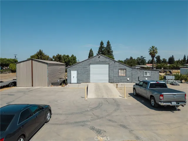 a view of a house with a outdoor space