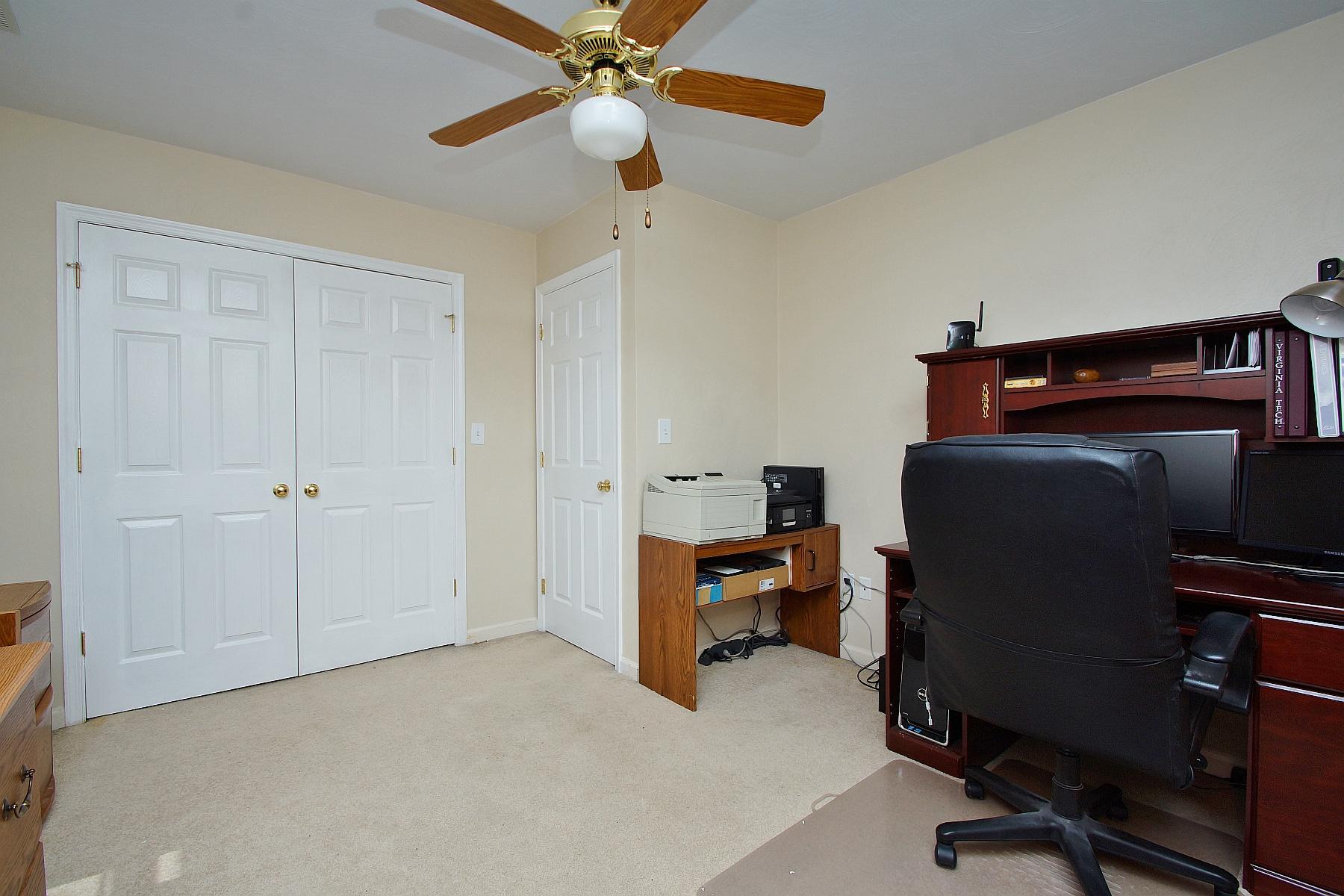 584 Winesap Road Roanoke, VA 24019 - Photo 28 of 34 dsc06378