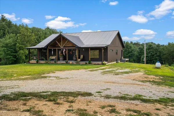 $569,900 | 2113 Calaboose Ridge Road, Campton, KY 41301