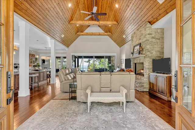 $1,389,000 | 209 Moonshine Drive, Jasper, TN 37347