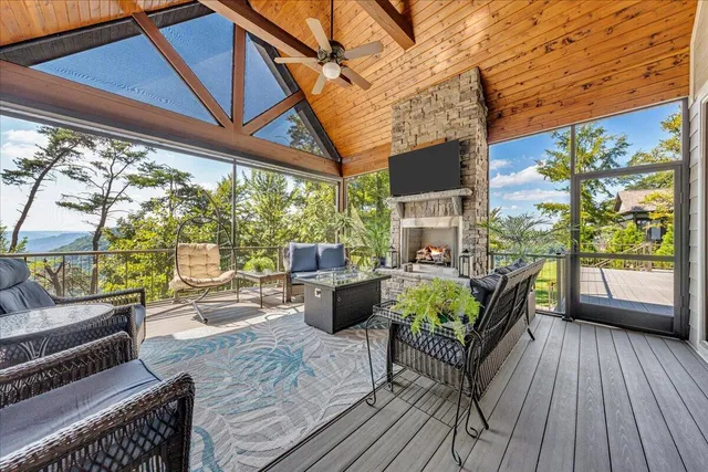 $1,389,000 | 209 Moonshine Drive, Jasper, TN 37347