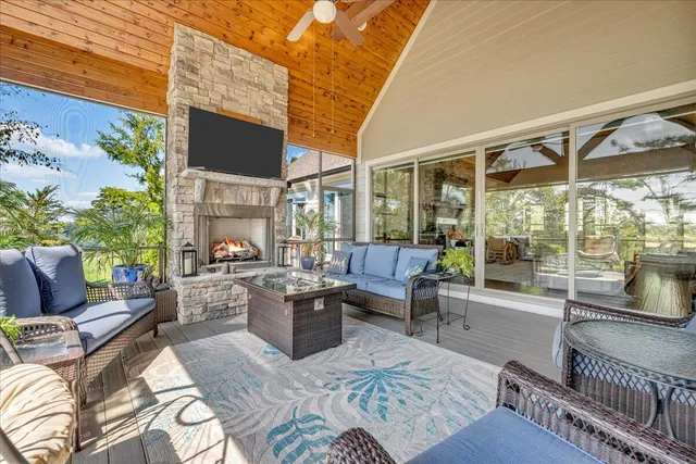 $1,389,000 | 209 Moonshine Drive, Jasper, TN 37347