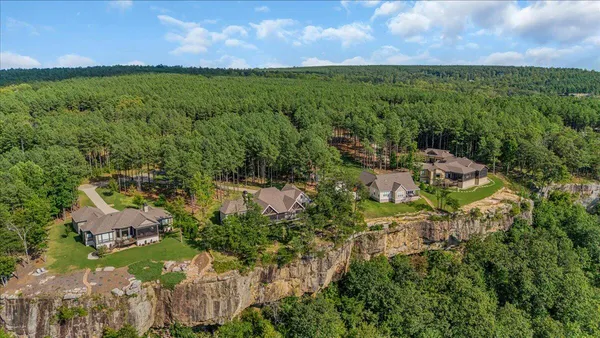 $1,375,000 | 209 Moonshine Drive, Jasper, TN 37347