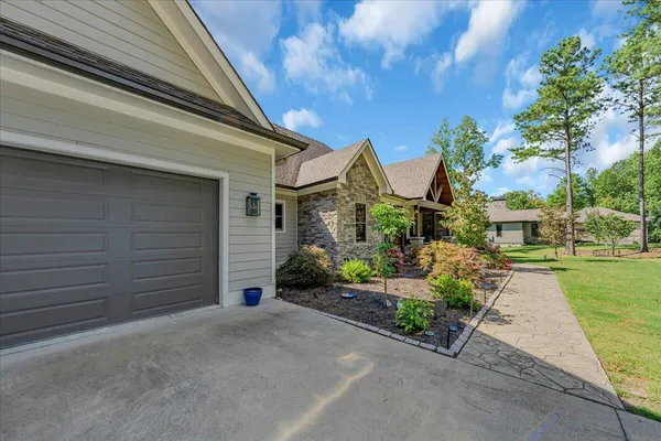 $1,375,000 | 209 Moonshine Drive, Jasper, TN 37347