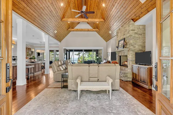 $1,375,000 | 209 Moonshine Drive, Jasper, TN 37347