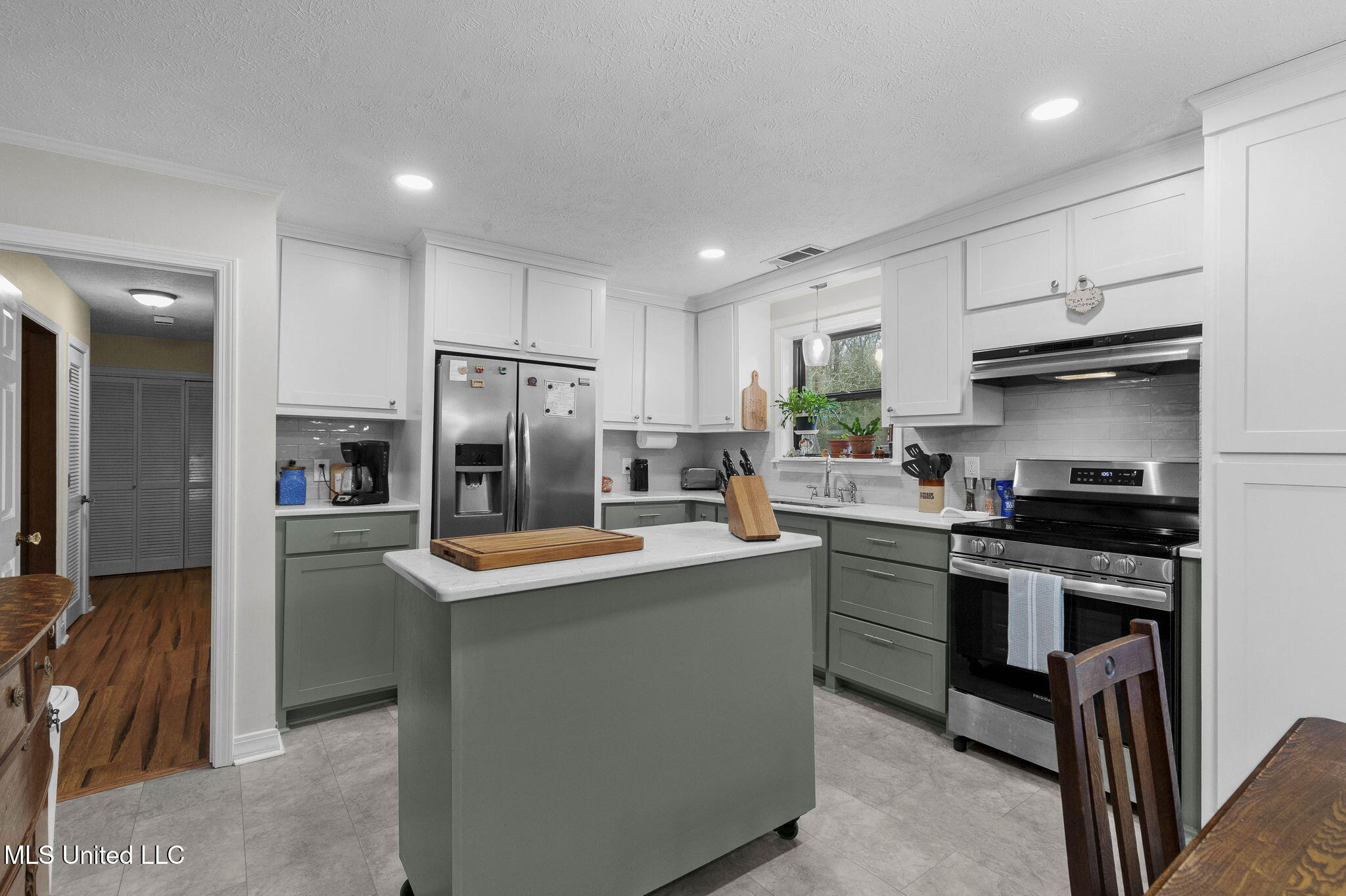 103 Wickstead Drive Clinton, MS 39056 - Photo 41 of 81 Kitchen 3