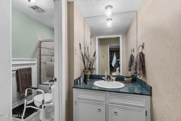 $305,000 | 103 Wickstead Drive, Clinton, MS 39056