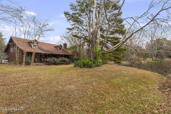 $305,000 | 103 Wickstead Drive, Clinton, MS 39056