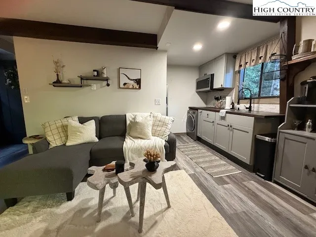 $218,900 | 76 Creekside Court, Unit B, Banner Elk, NC 28604