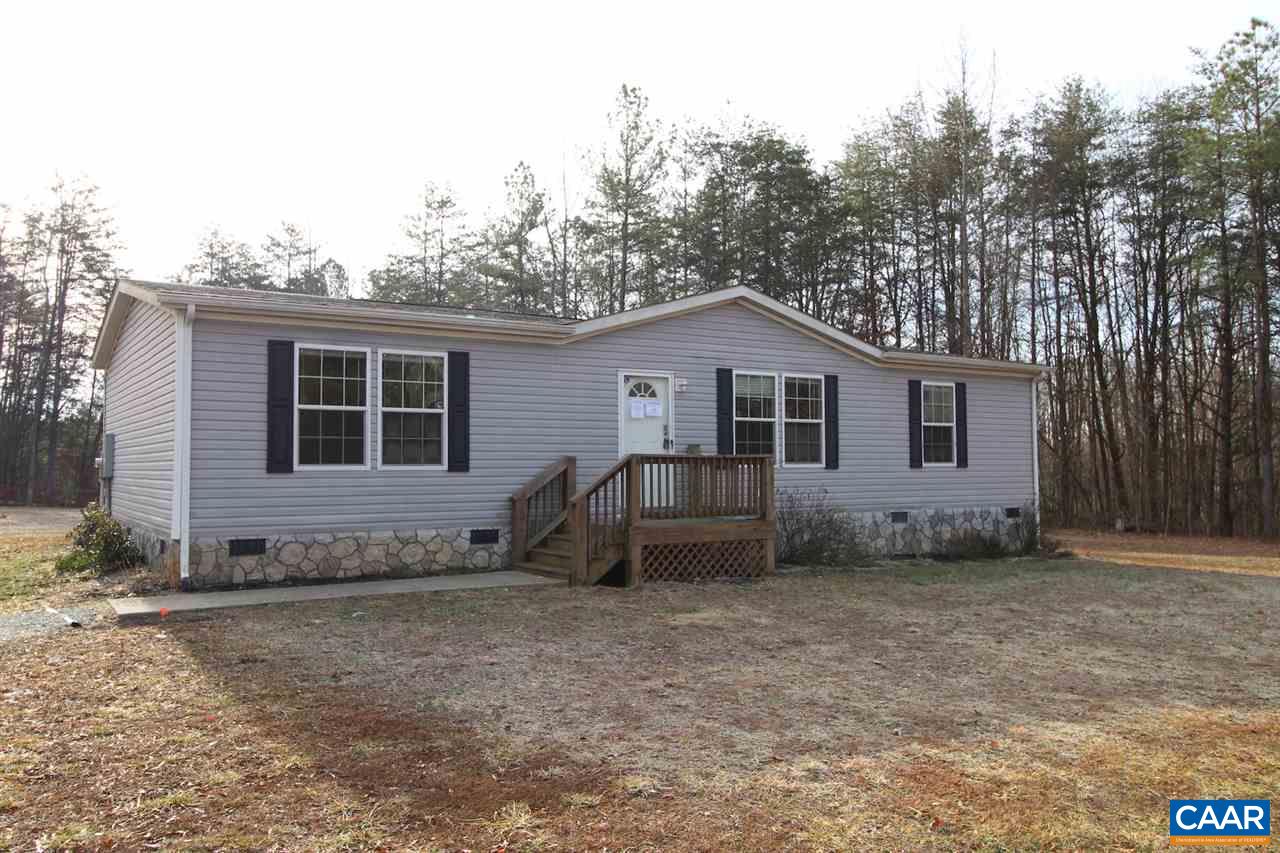 8568 Venable Road Kents Store, VA 23084 - Photo 1 of 11 a view of a house with a yard
