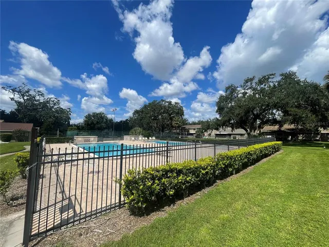 $179,900 | 8601 Cattail Drive, Unit 8601, Temple Terrace, FL 33637