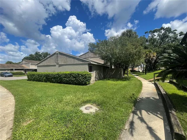 $179,900 | 8601 Cattail Drive, Unit 8601, Temple Terrace, FL 33637