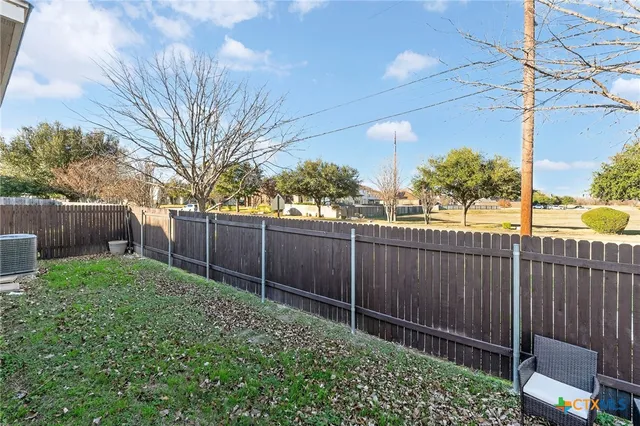 $300,000 | 9012 Lonesome Oak Drive, Temple, TX 76502