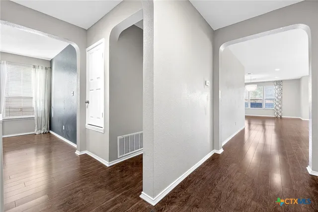 $300,000 | 9012 Lonesome Oak Drive, Temple, TX 76502