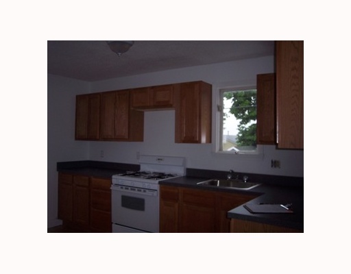 85 Lancaster Street Providence, RI 02906 - Photo 2 of 6 Kitchen.