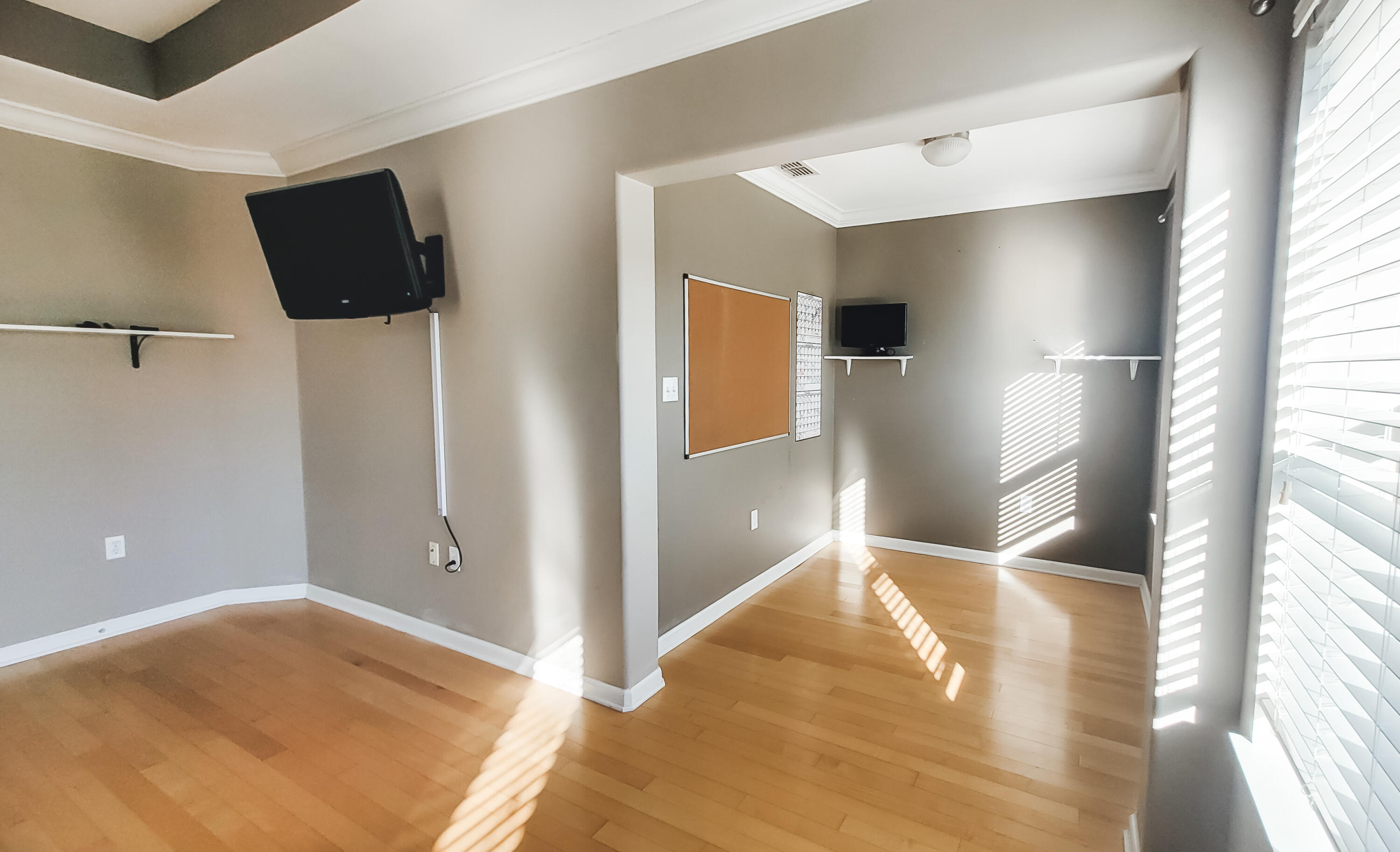 898 Solimar Way Mary Esther, FL 32569 - Photo 21 of 35 a view of a kitchen with an empty space