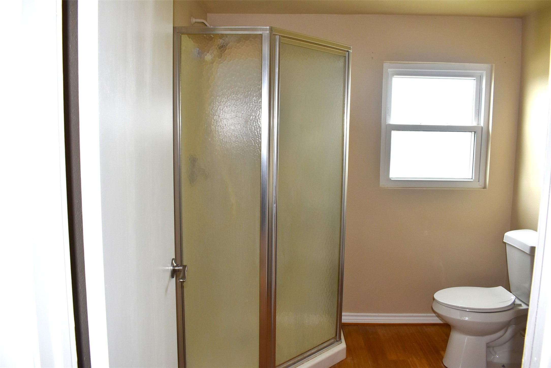 11 Chimaera Street Sargent, TX 77414 - Photo 38 of 43 Master bath has shower