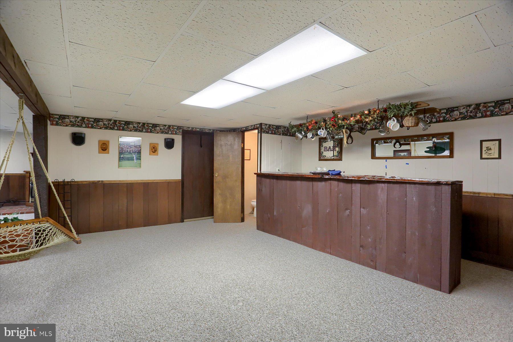 7409 Slate Ridge Road Harrisburg, PA 17112 - Photo 17 of 33 Wet bar with storage..