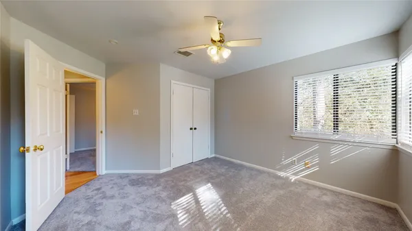 $3,000 | 11 Sand Piper Place, The Woodlands, TX 77381