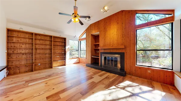 $3,000 | 11 Sand Piper Place, The Woodlands, TX 77381