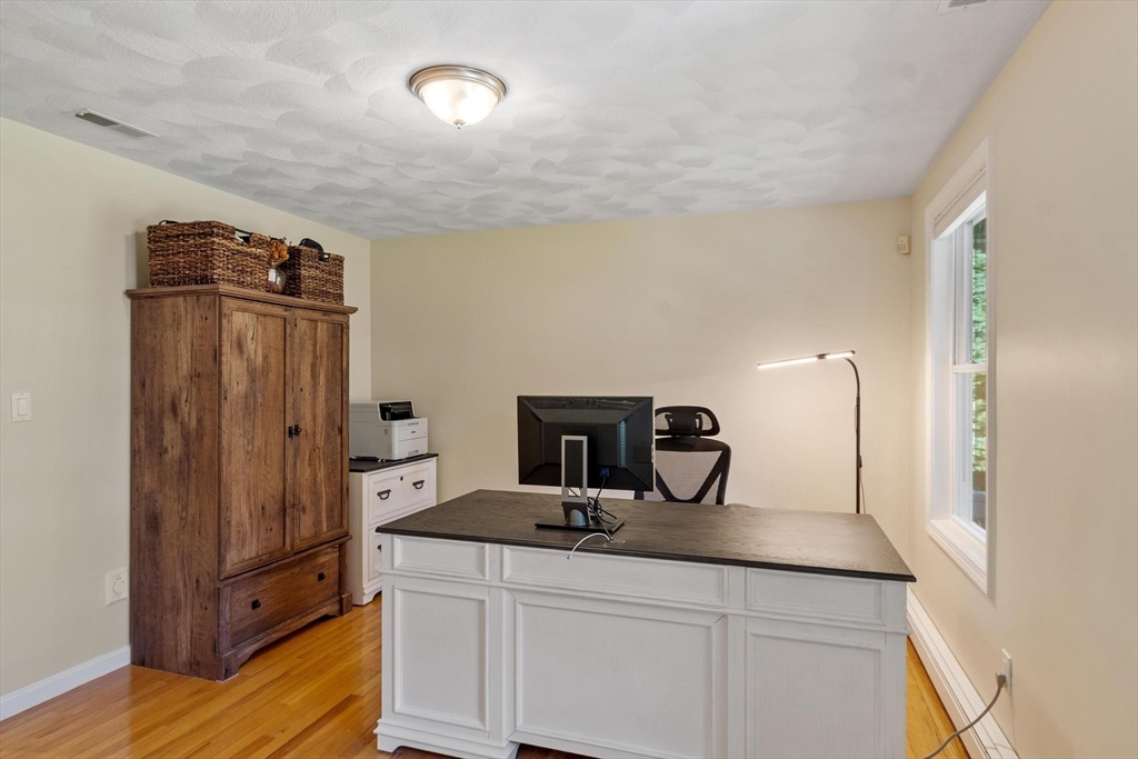 26 Worden Road Tyngsborough, MA 01879 - Photo 16 of 42