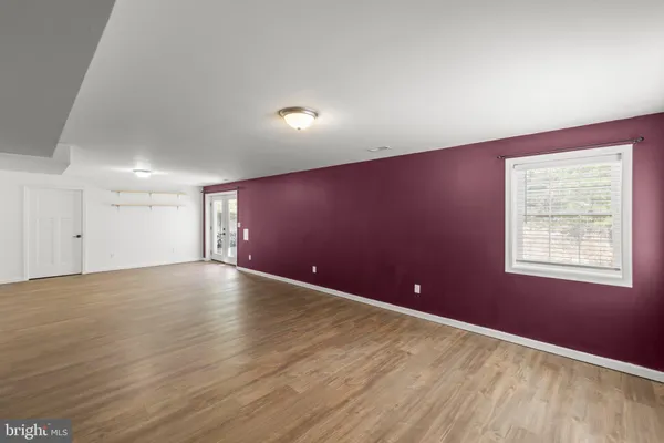 $529,900 | 112 Colonial Drive, Cross Junction, VA 22625