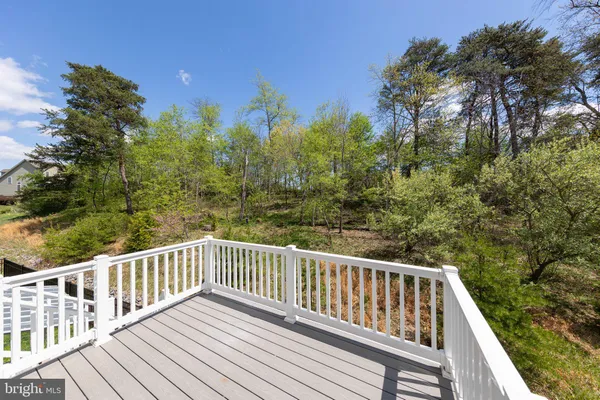 $529,900 | 112 Colonial Drive, Cross Junction, VA 22625