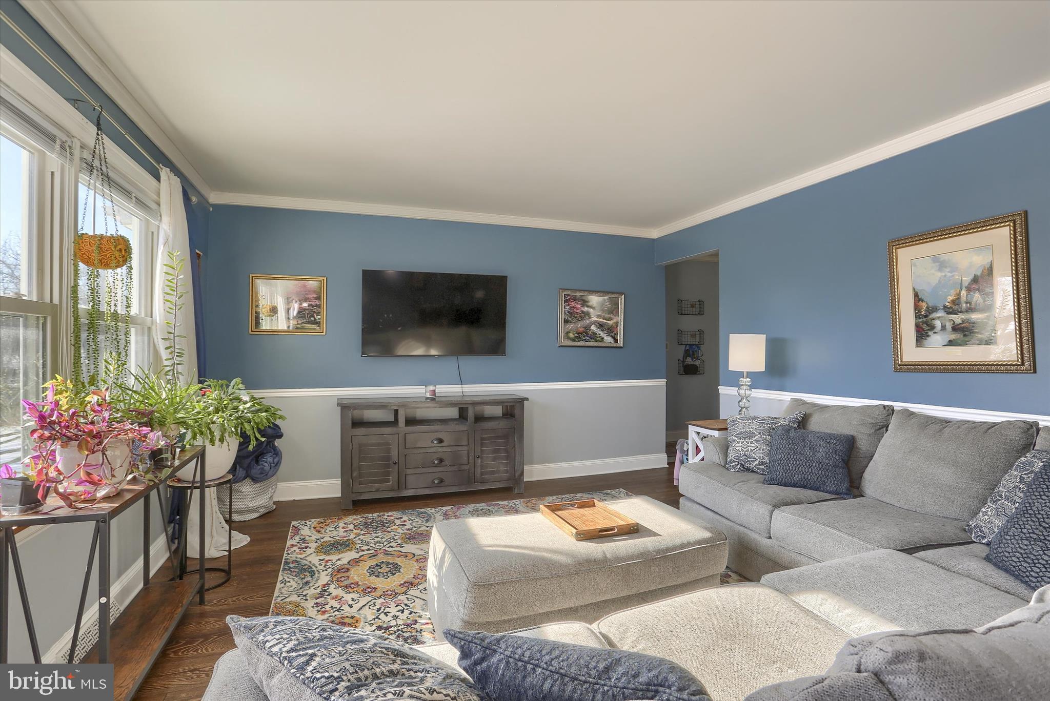 5453 Devonshire Road Harrisburg, PA 17112 - Photo 2 of 35