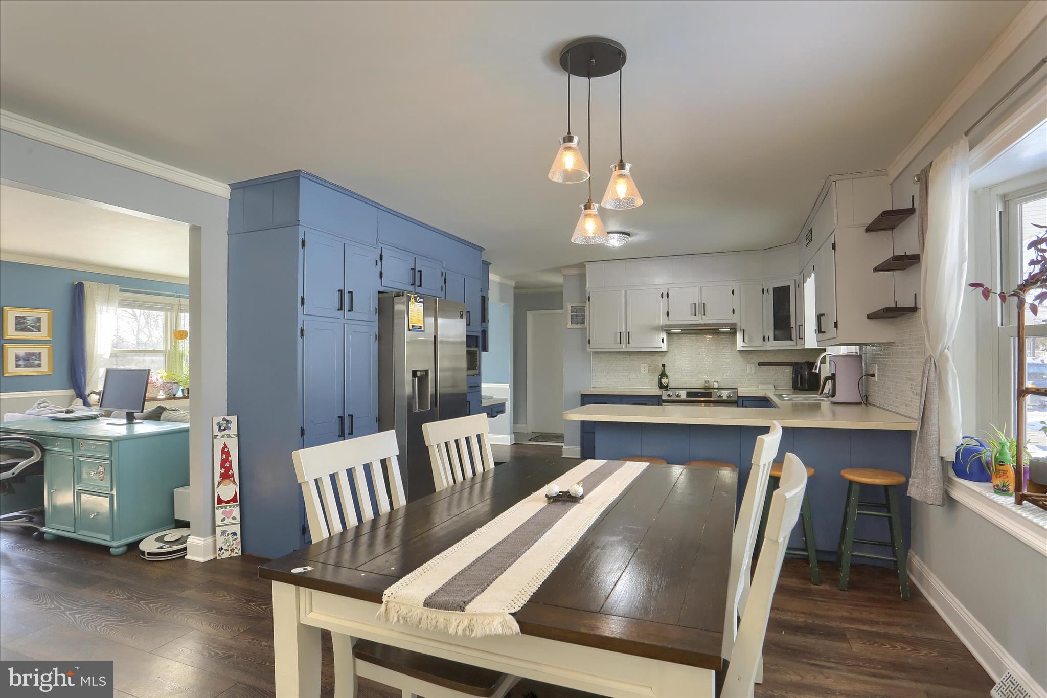 5453 Devonshire Road Harrisburg, PA 17112 - Photo 8 of 35