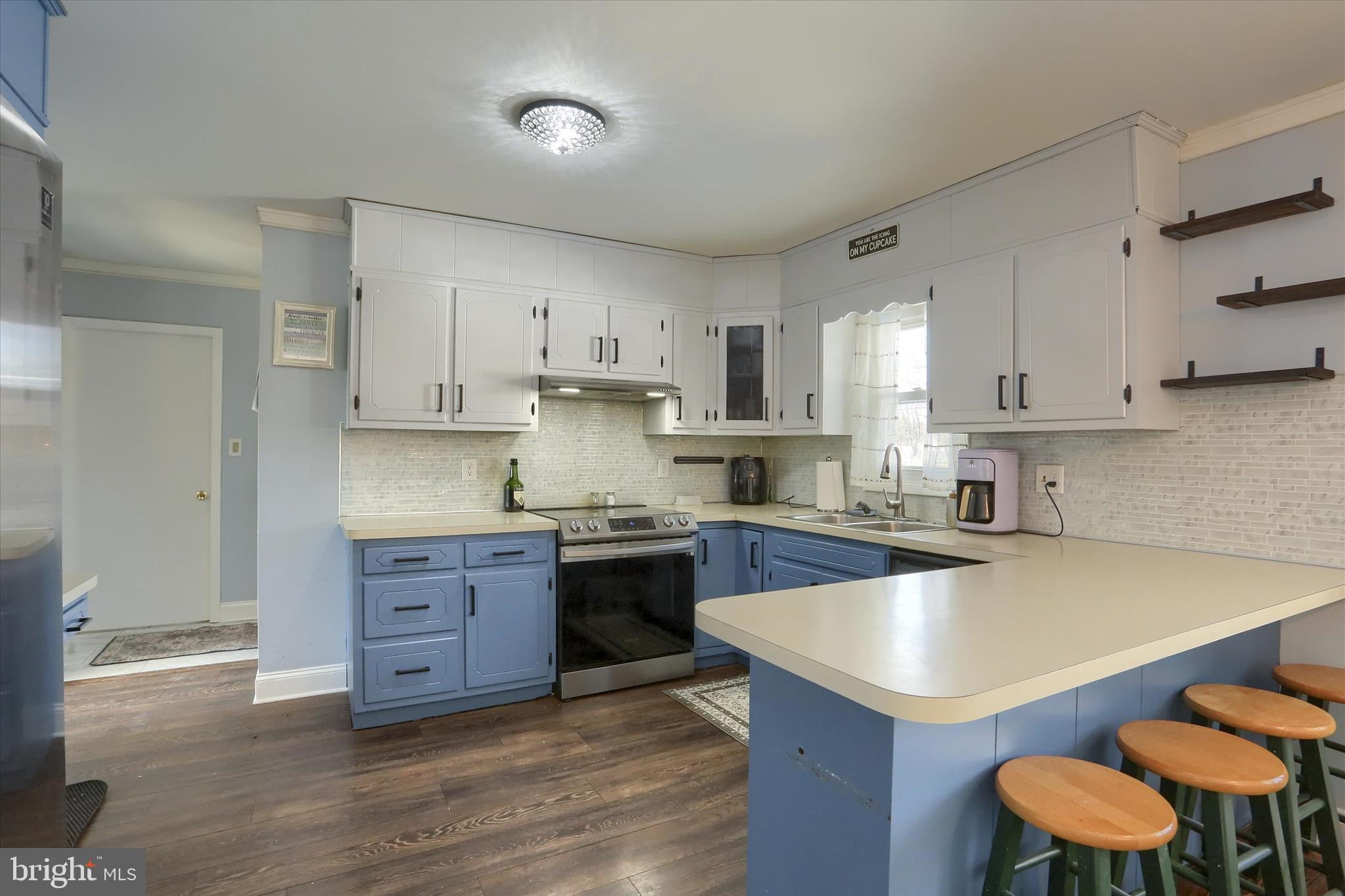 5453 Devonshire Road Harrisburg, PA 17112 - Photo 9 of 35