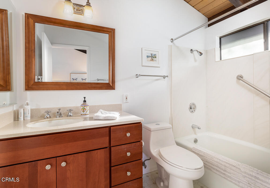 205 Malcolm Drive Pasadena, CA 91105 - Photo 18 of 28 205 Malcolm_173v1_mls