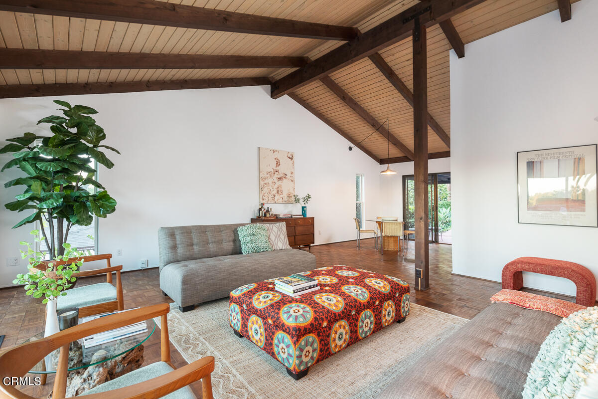 205 Malcolm Drive Pasadena, CA 91105 - Photo 9 of 28 205 Malcolm_373v1_mls