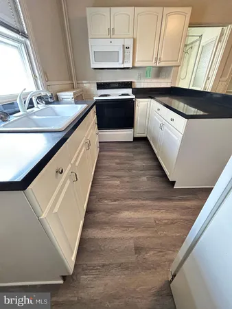 $1,600 | 506 West Burke Street, Martinsburg, WV 25401