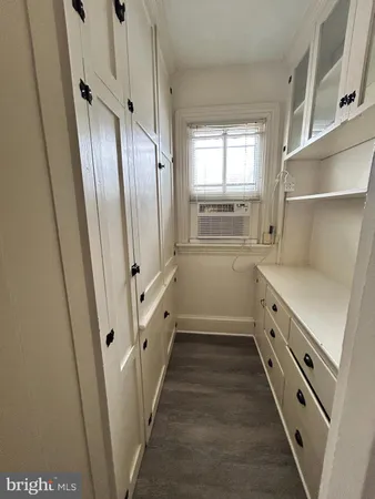 $1,600 | 506 West Burke Street, Martinsburg, WV 25401