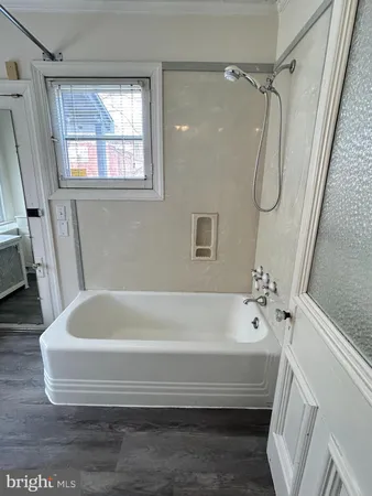 $1,600 | 506 West Burke Street, Martinsburg, WV 25401