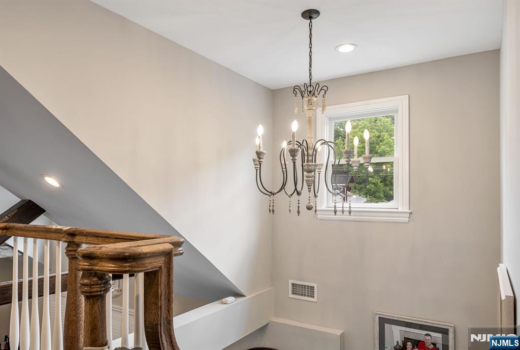 31 Osceola Road Wayne, NJ 07470 - Photo 22 of 44