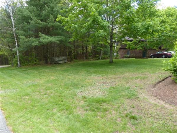 15 Lawrence Road, Unit 32 Rowley, MA 01969 - Photo 4 of 19