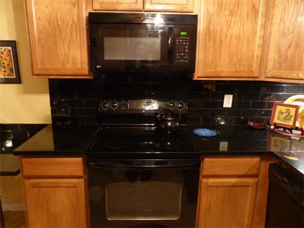 15 Lawrence Road, Unit 32 Rowley, MA 01969 - Photo 8 of 19
