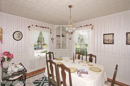 2271 Larchmont Road Jacksonville, FL 32207 - Photo 3 of 10 Dining Room