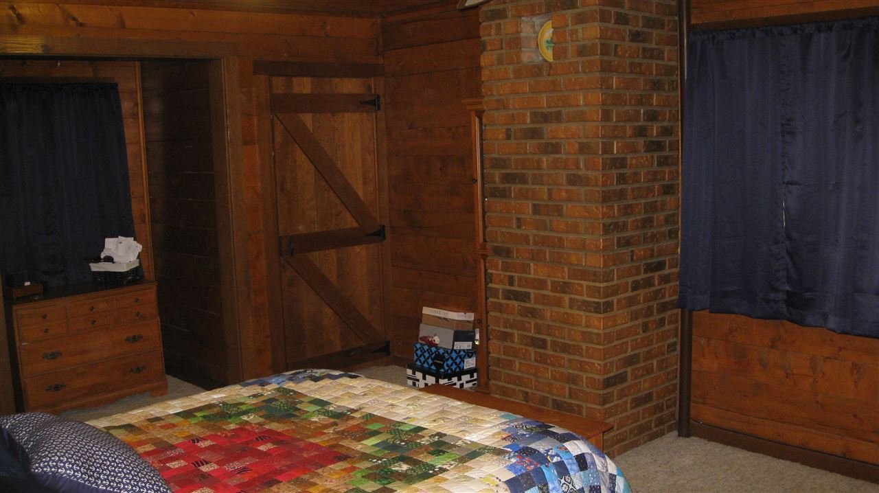 1652 Hollace Chastain Road Mitchell, IN 47446 - Photo 14 of 36 Gallery Image 14