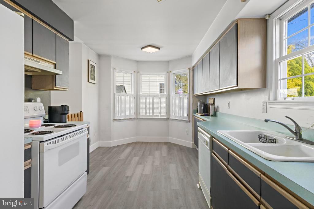 288 Sextant Road Manahawkin, NJ 08050 - Photo 15 of 39