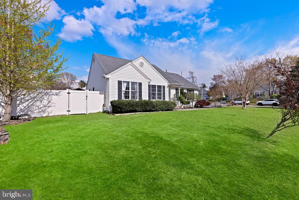 288 Sextant Road Manahawkin, NJ 08050 - Photo 3 of 39