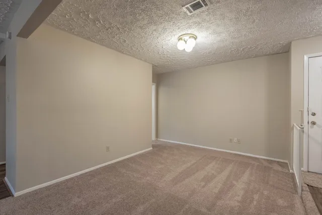 $1,700 | 6015 Knotty Post Lane, Spring, TX 77373