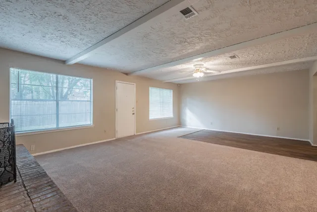 $1,700 | 6015 Knotty Post Lane, Spring, TX 77373